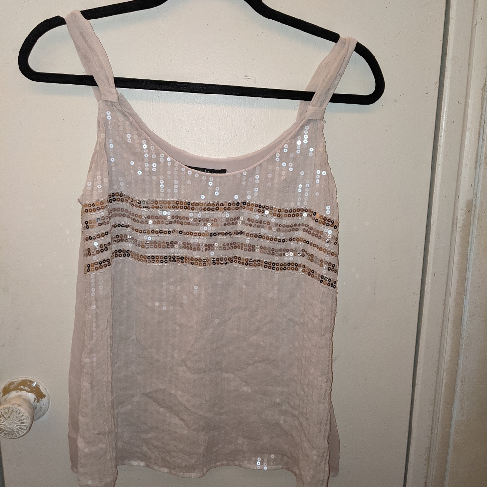WHITE HOUSE BLACK MARKET TOP